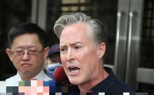 娱乐圈八卦最新吃瓜事件,当红明星惊爆恋情,背后真相令人咋舌!