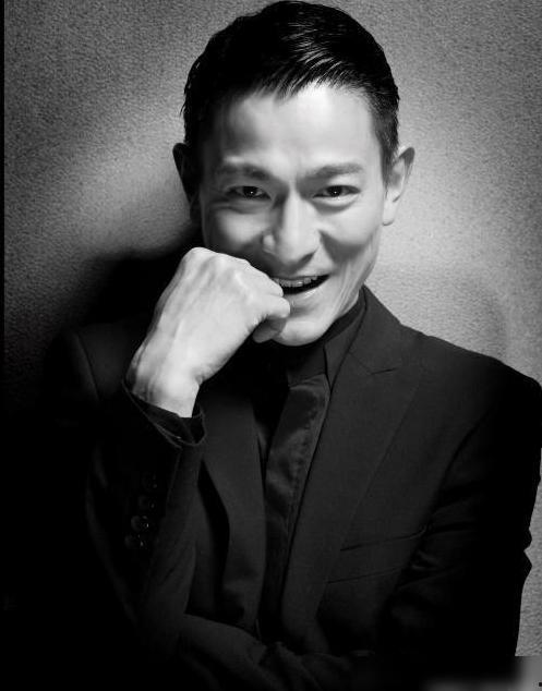 娱乐吃瓜刘德华微博,娱乐圈最新热点揭秘!